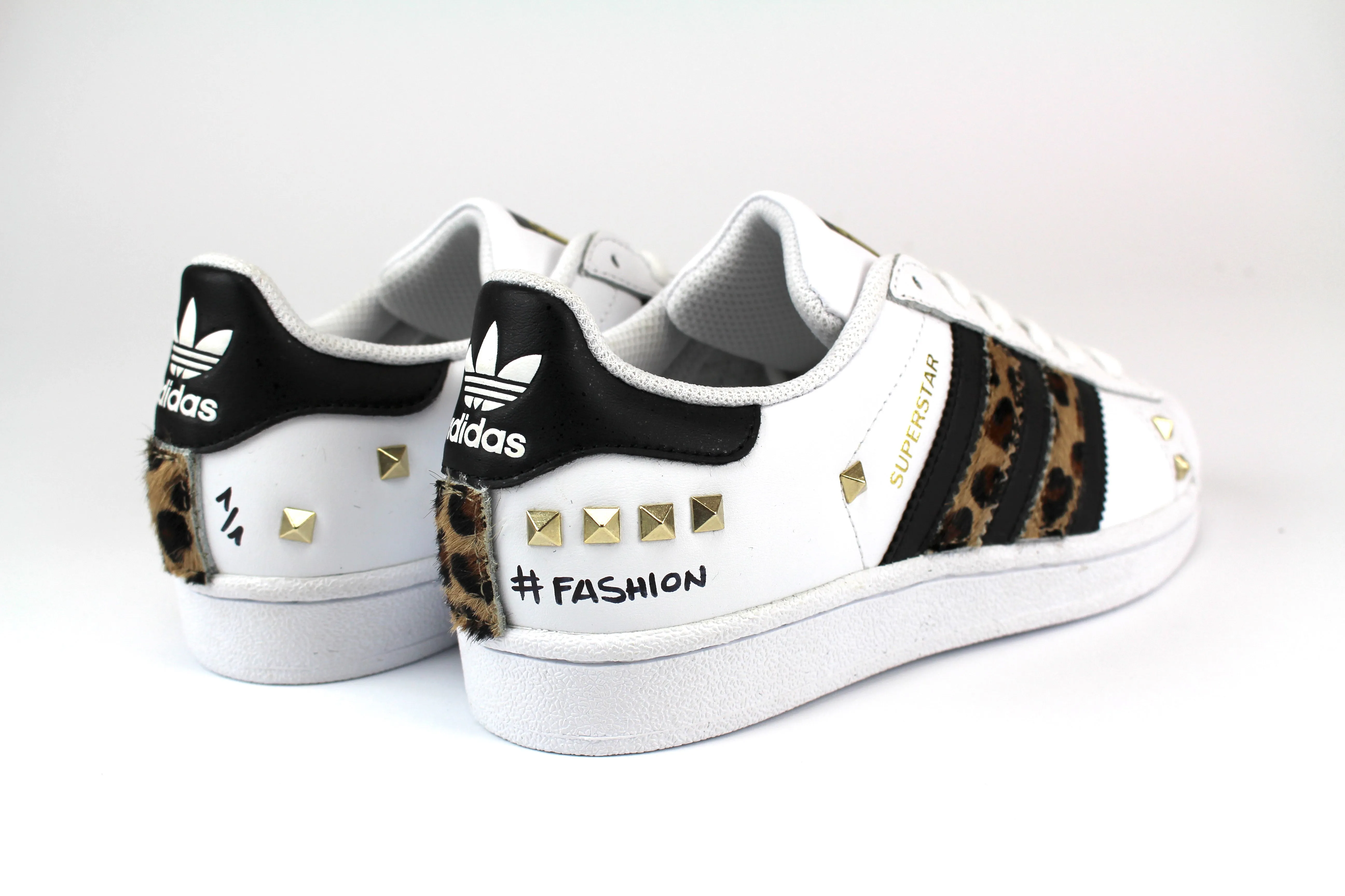 Adidas Superstar Maculate Borchie & Graffiti