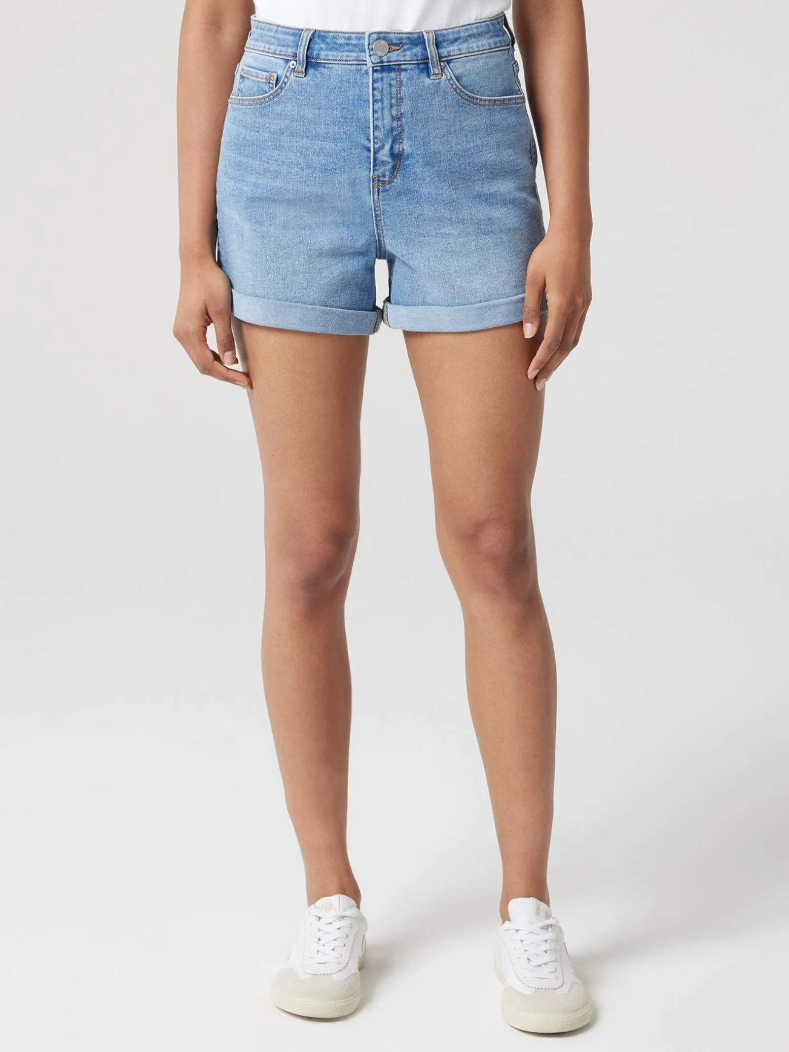 Alexa Boyfriend Short