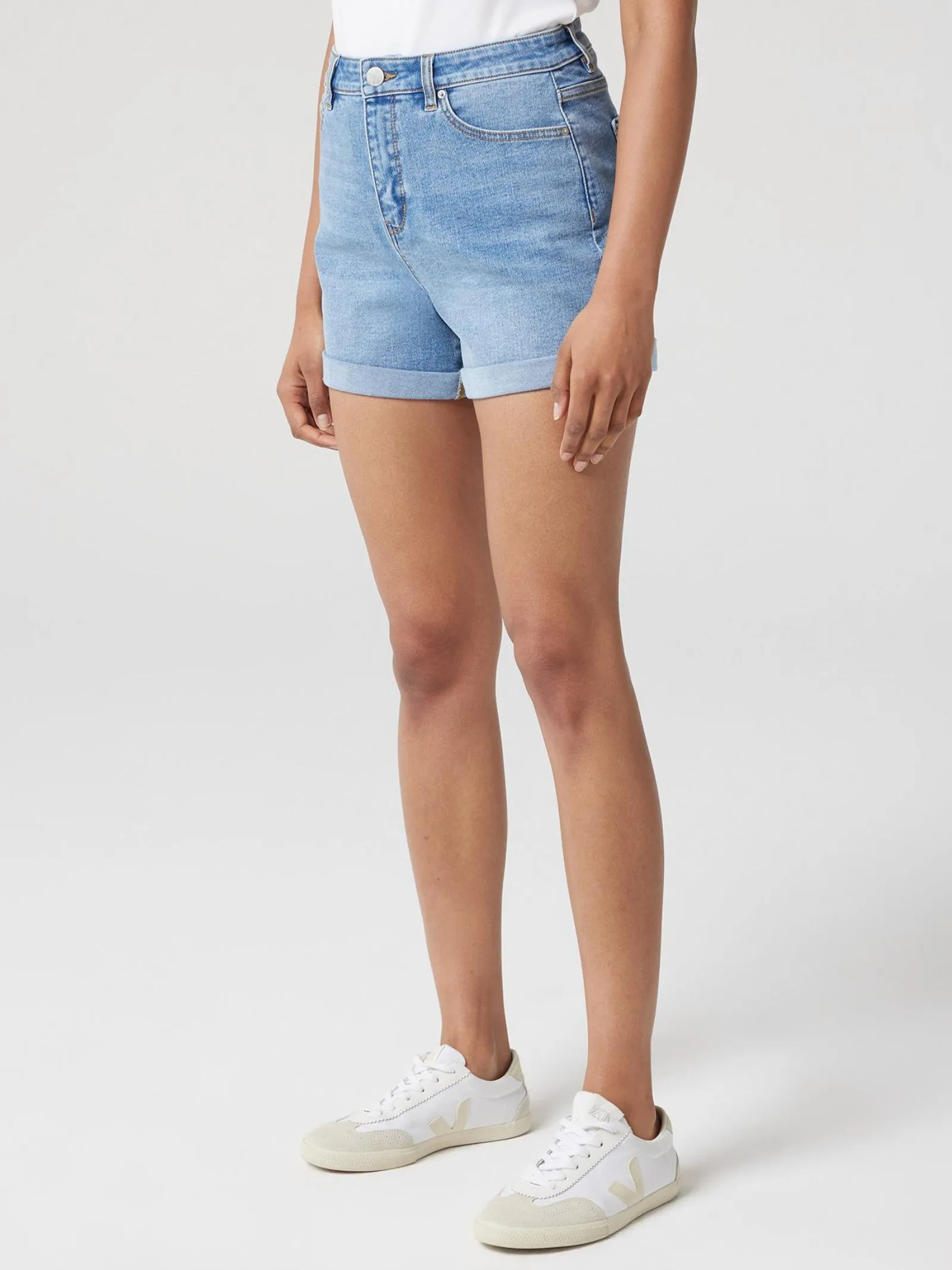 Alexa Boyfriend Short