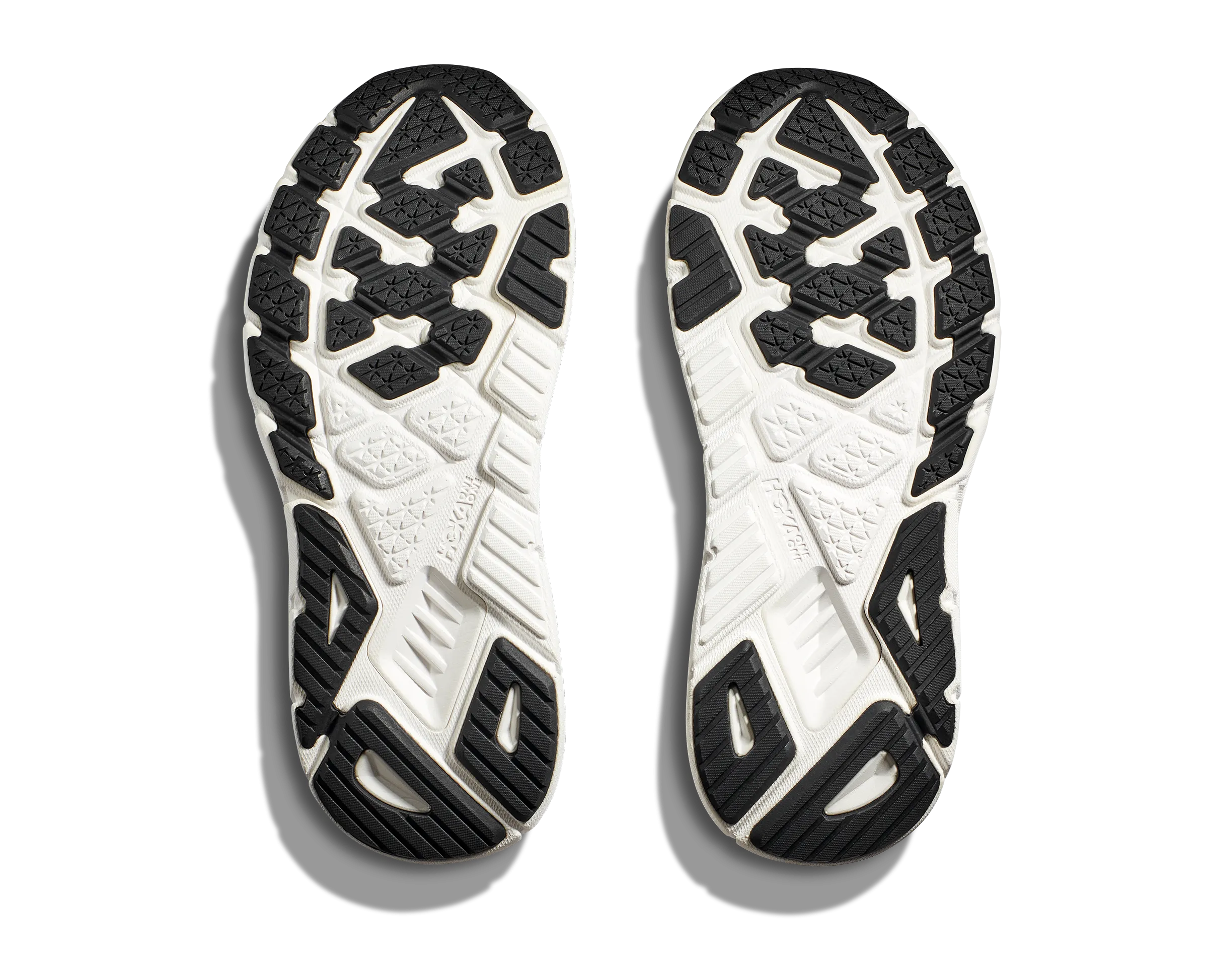 Hoka Women's Arahi 7 Black / White | Buy Hoka Women's Arahi 7 Black / White here | Outnorth