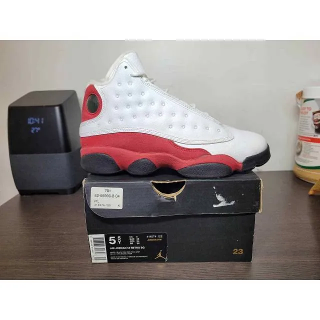 Nike air jordan 13 xiii retro red black white chicago 414574-122 size 5.5