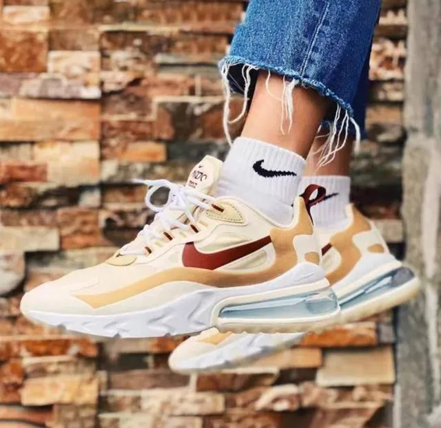 Nike max270 react