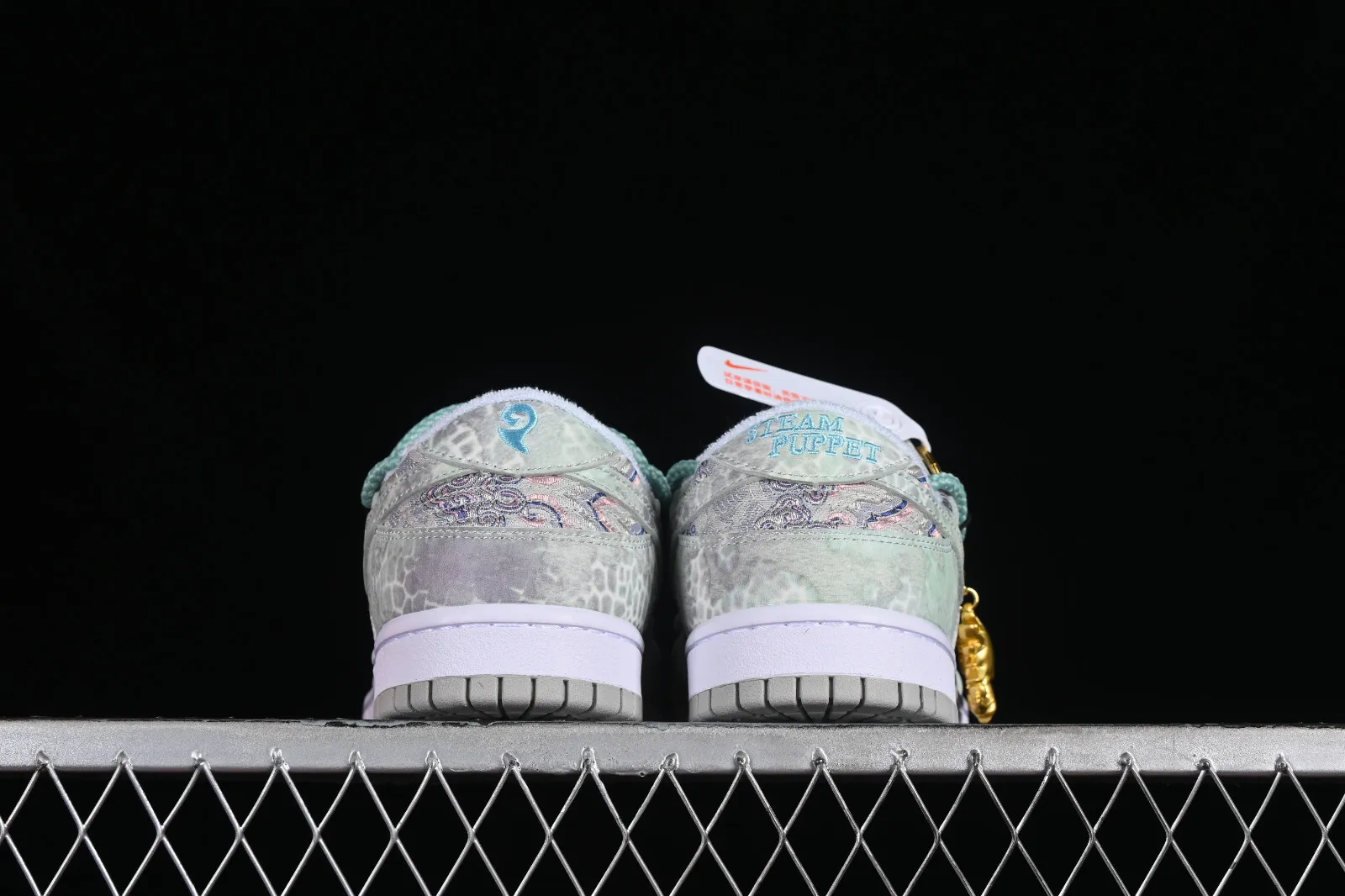 Nike SB Dunk Low CNY White Light Blue Metallic Gold SJ2068-229