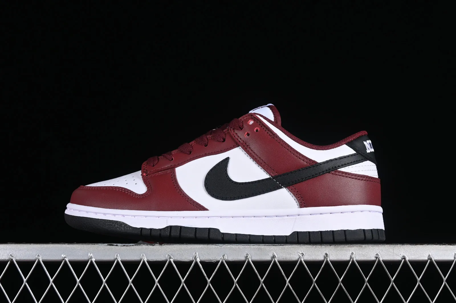 Nike SB Dunk Low Dark Red White Black FJ4616-600