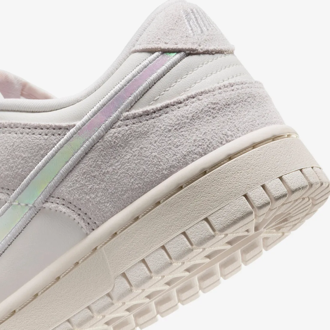 Nike SB Dunk Low Iridescent Swoosh Sail Grey HF5074-133