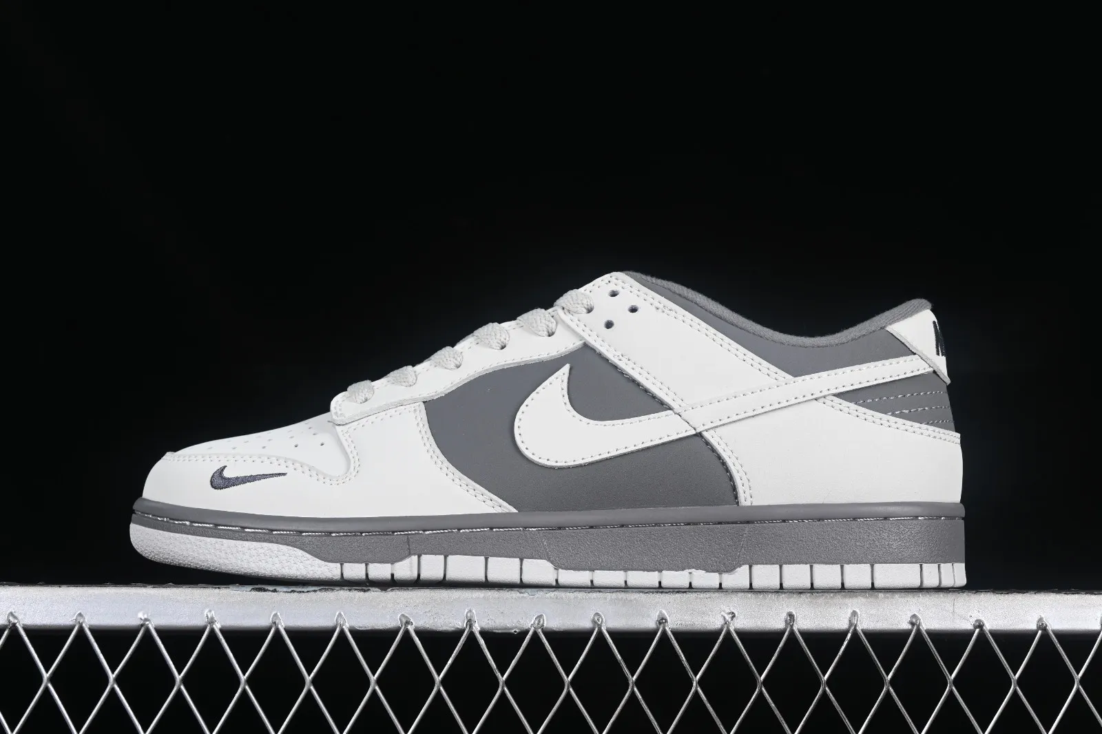 Nike SB Dunk Low Off White Dark Grey DD1391-666