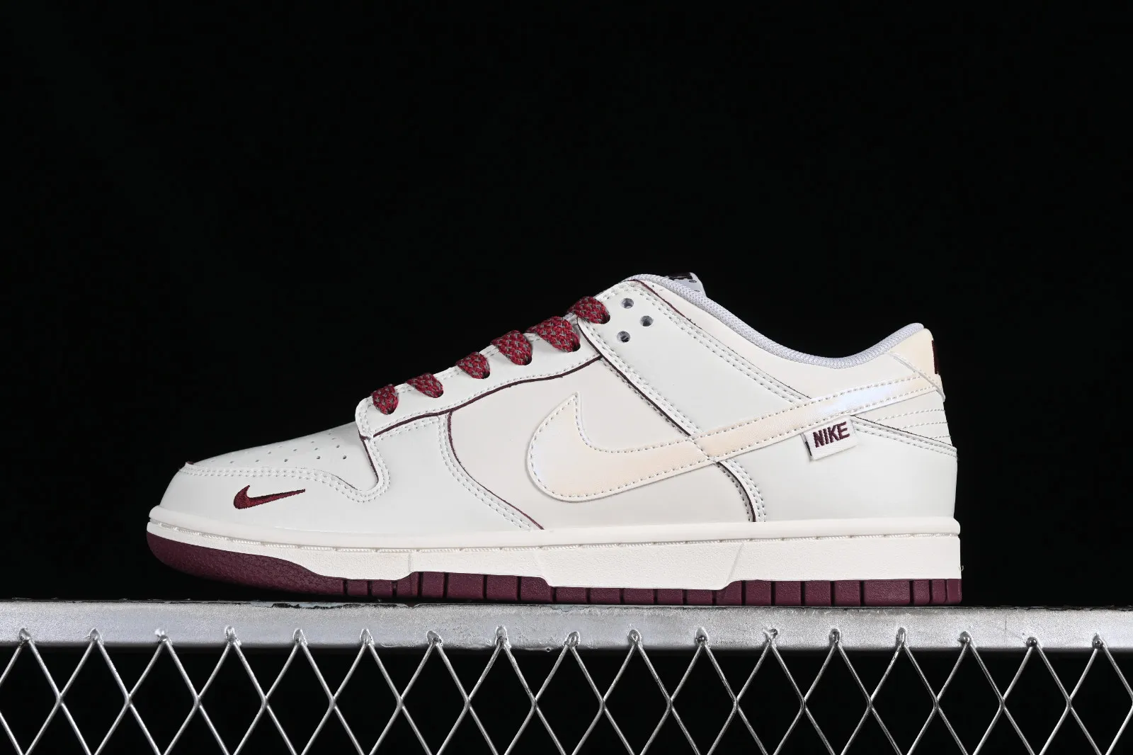 Nike SB Dunk Low Off White Dark Red KK0517-005