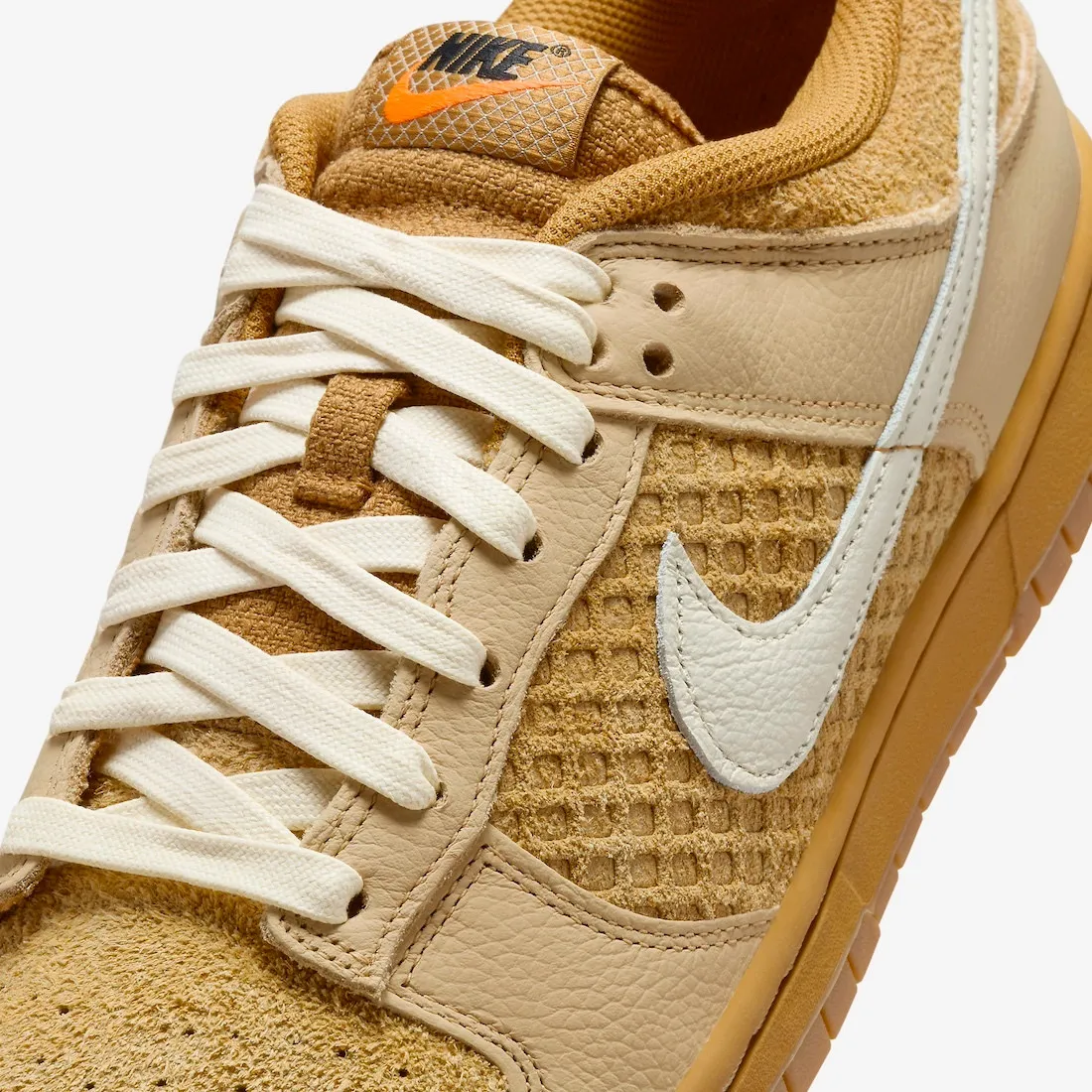 Nike SB Dunk Low Waffle Wheat Coconut Milk Sesame Total Orange FZ4041-744