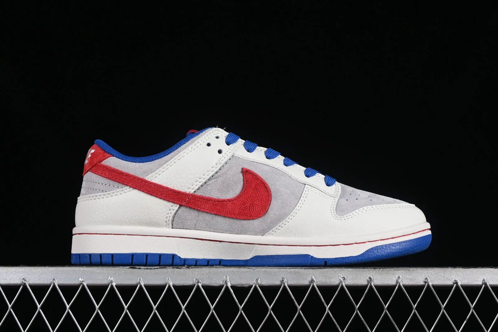 Nike SB Dunk Low Year of the Dragon Grey Blue Off White Red CR8033-504